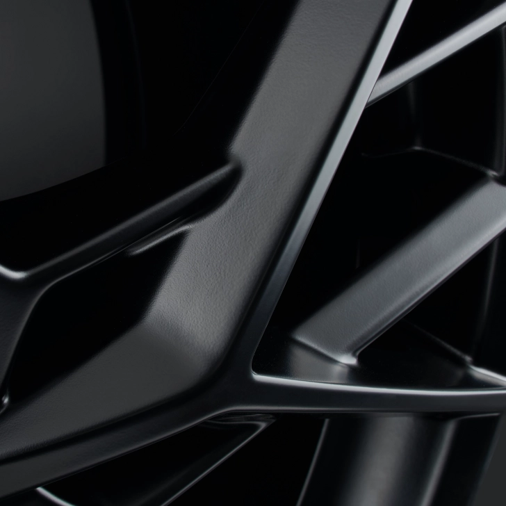 BY 8,0x20 496076 black matt Detail 04