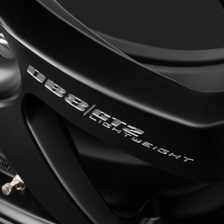 DB8GT2 black matt 6