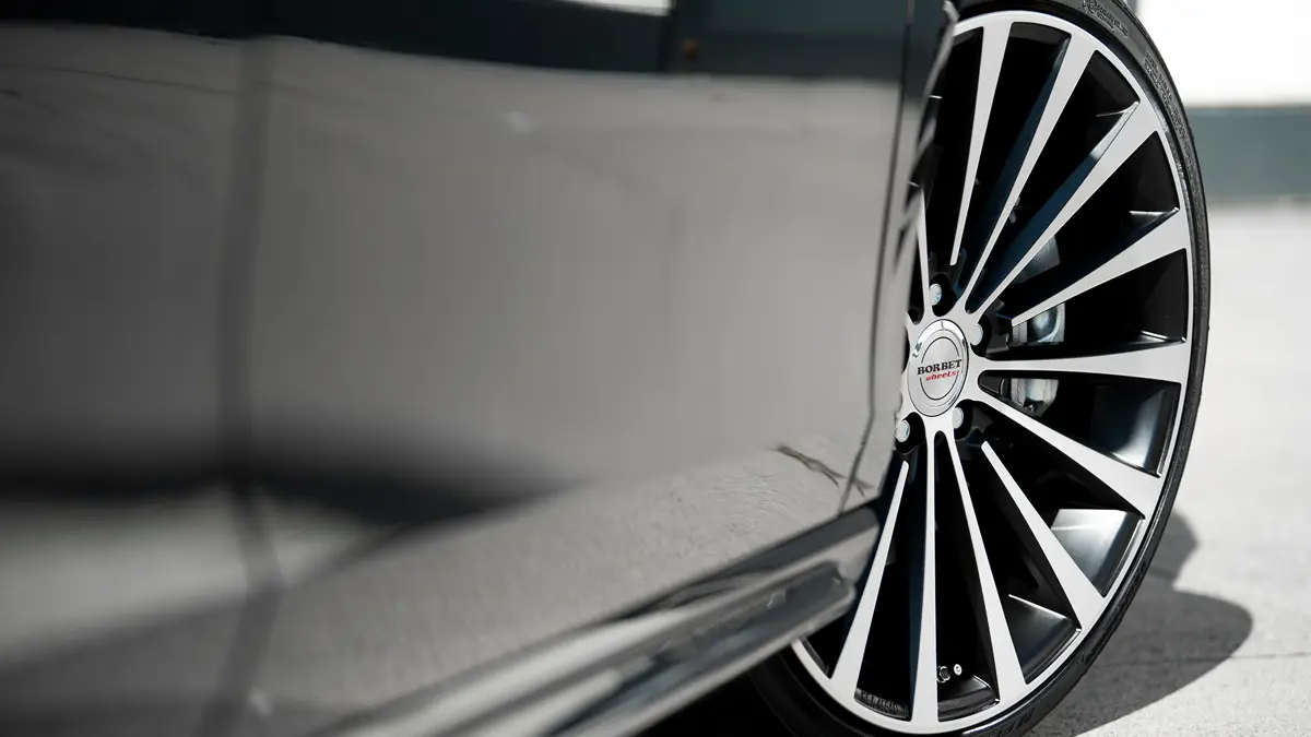 BORBET BLX black polished Premiumfelge